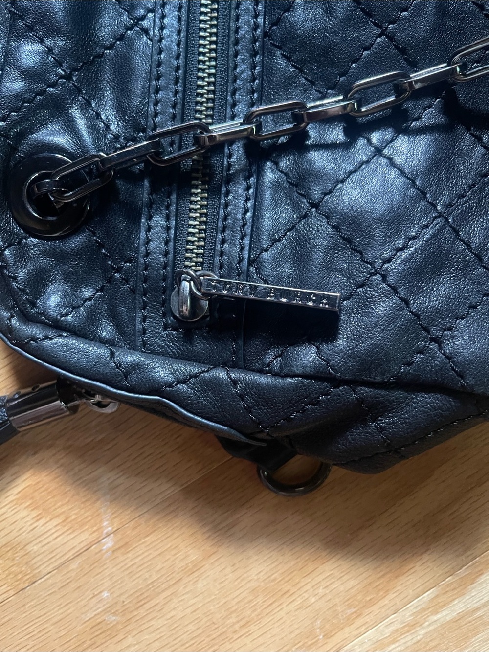 Tory Burch Quilted Leather Chain-Detail Shoulder Bag - Black - Picture 10 of 10